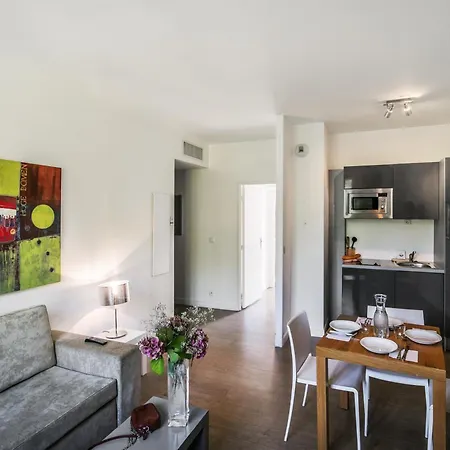 Zenitude Hôtel-résidences Lorda