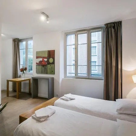 Zenitude Hôtel-résidences Lorda 3*